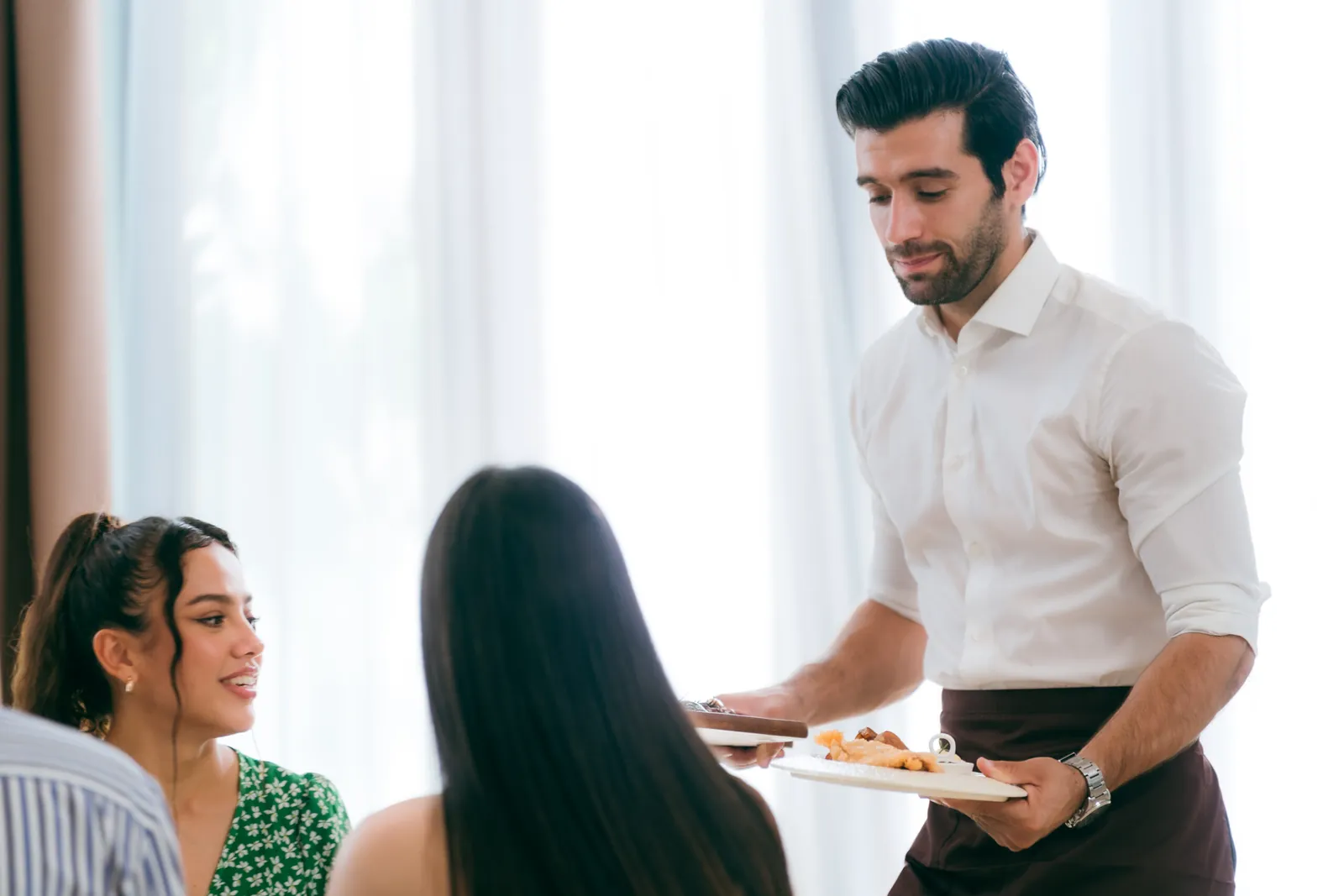 Who Should Enroll in Our Food and Beverage Courses